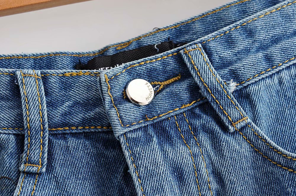 Hip-length denim skirt